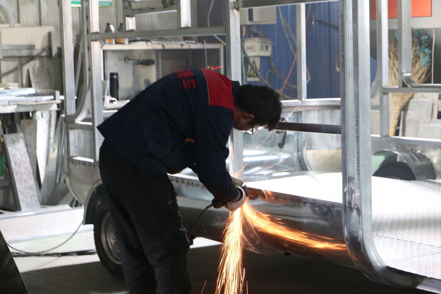 Shandong Chen Shanshan Automobile Co. línea de producción del fabricante